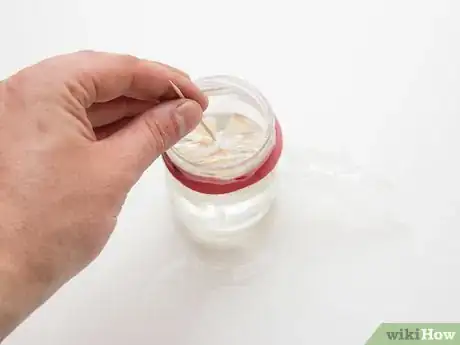 Imagen titulada Make a Fly Trap Step 25