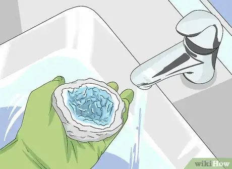 Imagen titulada Clean Geodes Step 10