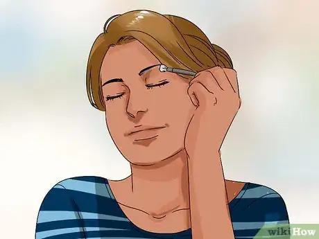 Imagen titulada Apply Makeup for Dark Indian Skin Step 7