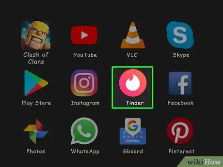 Imagen titulada Use the Tinder App Step 2