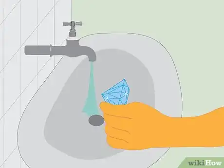 Imagen titulada Polish Quartz Crystals Step 7