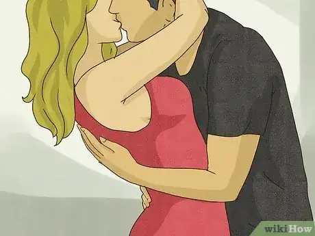 Imagen titulada Know if Your Girlfriend Is Horny Step 10