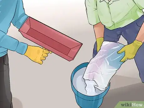 Imagen titulada Skim Coat Step 12