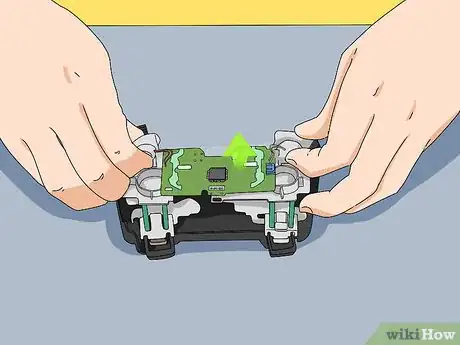 Imagen titulada Fix a PS3 Controller Step 5
