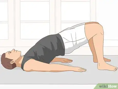 Imagen titulada Crack Your Sternum Step 5