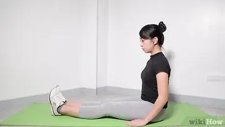 Imagen titulada Touch Your Toes Step 7