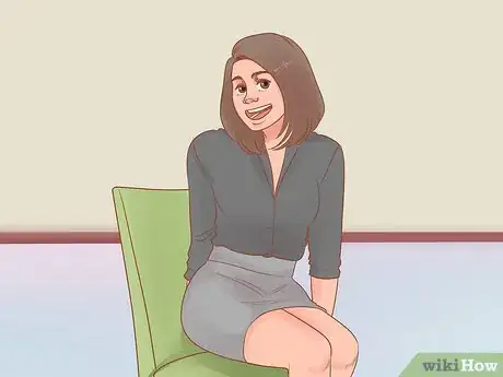 Imagen titulada Look Thinner in Photographs Step 10