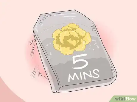Imagen titulada Drain a Cyst Step 11