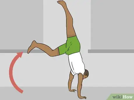 Imagen titulada Do a Front Handspring Step 2
