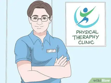 Imagen titulada Treat a Sore Shoulder Step 8