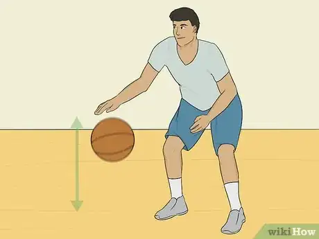 Imagen titulada Dribble a Basketball Between the Legs Step 5.jpeg