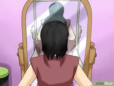 Imagen titulada Get Emo Hair Step 10