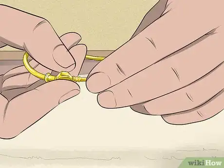 Imagen titulada Open a Pandora Bracelet Step 11