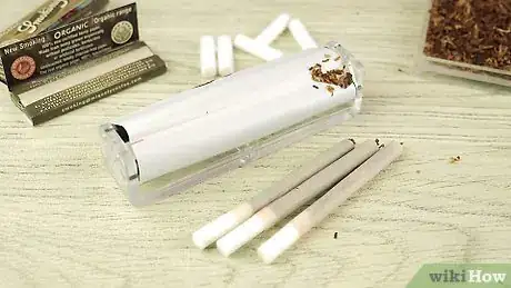 Imagen titulada Roll a Cigarette With a Cigarette Roller Step 10