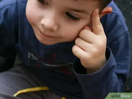 Imagen titulada Be a Child Detective Step 2