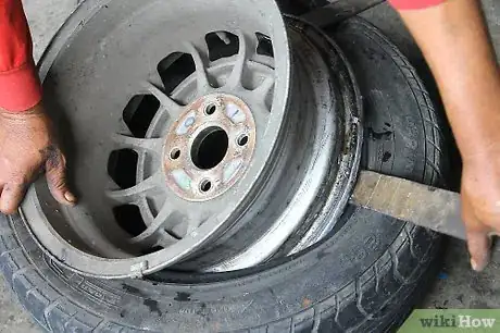 Imagen titulada Patch a Tire Step 15