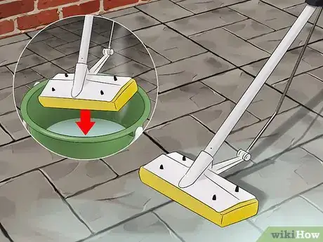Imagen titulada Clean Stamped Concrete Step 2