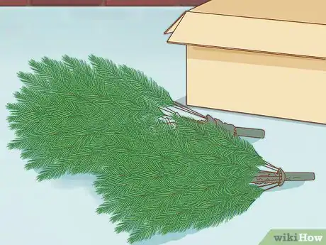 Imagen titulada Clean an Artificial Christmas Tree Step 12