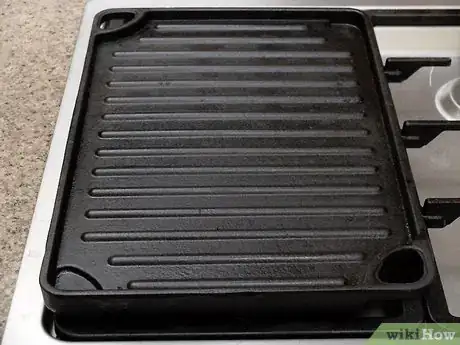 Imagen titulada Use a Griddle Step 1