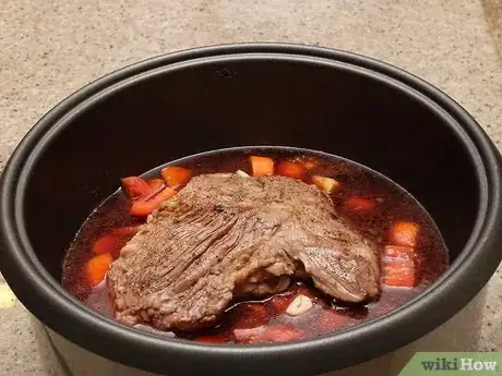Imagen titulada Cook Beef in a Slow Cooker Step 6