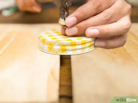 Imagen titulada Make an Oil Lamp Step 21