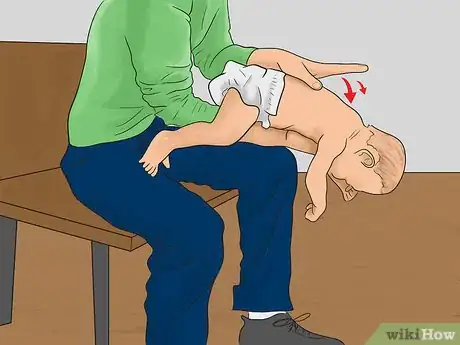 Imagen titulada Perform the Heimlich Maneuver Step 14