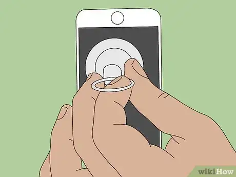Imagen titulada Replace an iPhone Battery Step 31