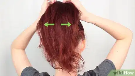 Imagen titulada Make a Top Knot Bun Step 6