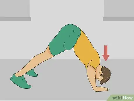 Imagen titulada Work out Deltoids without Weights Step 11