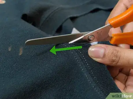 Imagen titulada Make a Pirate Shirt Step 10