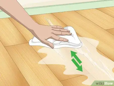 Imagen titulada Fix Scratches on Hardwood Floors Step 9
