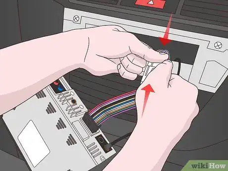 Imagen titulada Install A Car Radio Head Unit Step 8