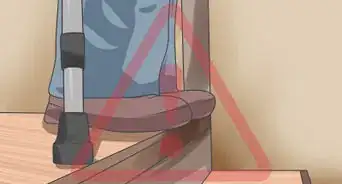 caminar usando una muleta