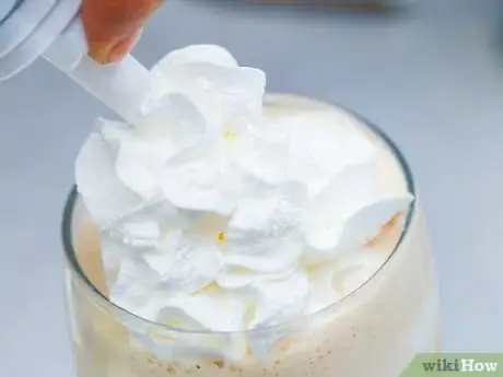 Imagen titulada Make a Starbucks Vanilla Bean Cappucino Step 7