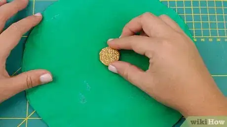 Imagen titulada Make a Beret Step 18