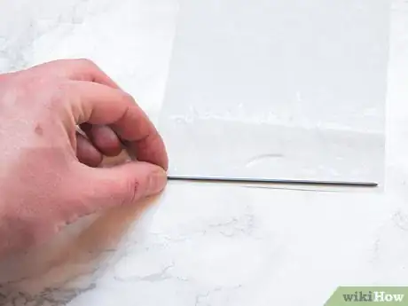 Imagen titulada Make a Pencil Step 3