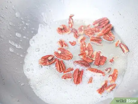 Imagen titulada Make Candied Pecans Step 15