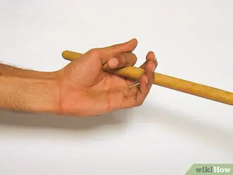 Imagen titulada Hold a Drumstick Traditional Step 4