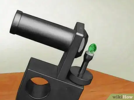 Imagen titulada Tell if an Emerald Is Real Step 6