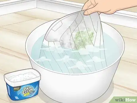 Imagen titulada Use Oxiclean Step 10