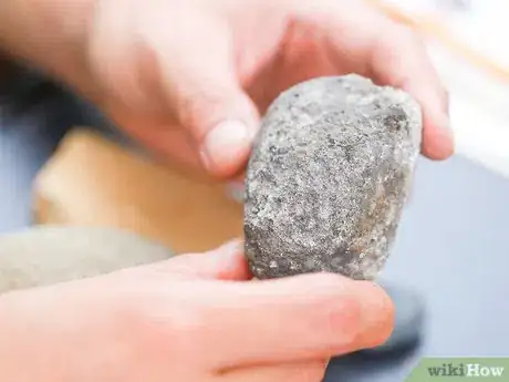 Imagen titulada Identify Igneous Rocks Step 6