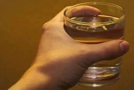 Imagen titulada (28 365) Glass of water