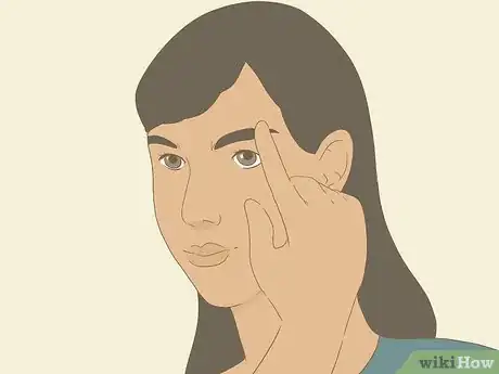 Imagen titulada Use Hairspray Step 5