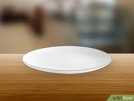 Imagen titulada Make a Cupcake Stand Step 3