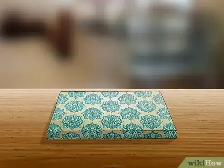 Imagen titulada Make a Cupcake Stand Step 9