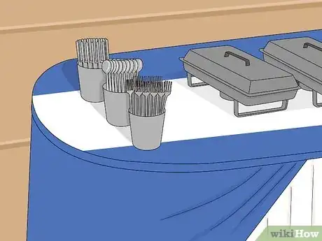 Imagen titulada Set Up a Buffet Step 10