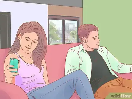 Imagen titulada Catch a Cheating Girlfriend Step 2