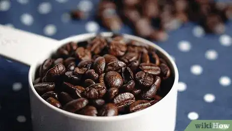 Imagen titulada Make Coffee With a Coffee Press Step 1