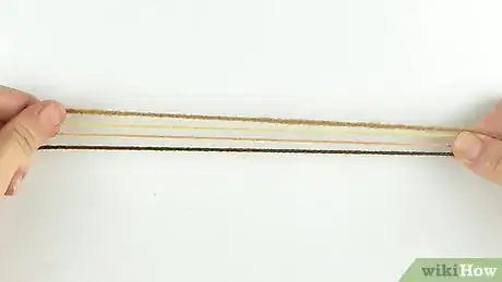 Imagen titulada Make a String Bracelet Step 25