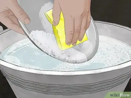 Imagen titulada Clean Dishes on a Camping Trip Step 6